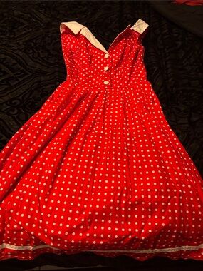 Hell bunny red polka dot dress